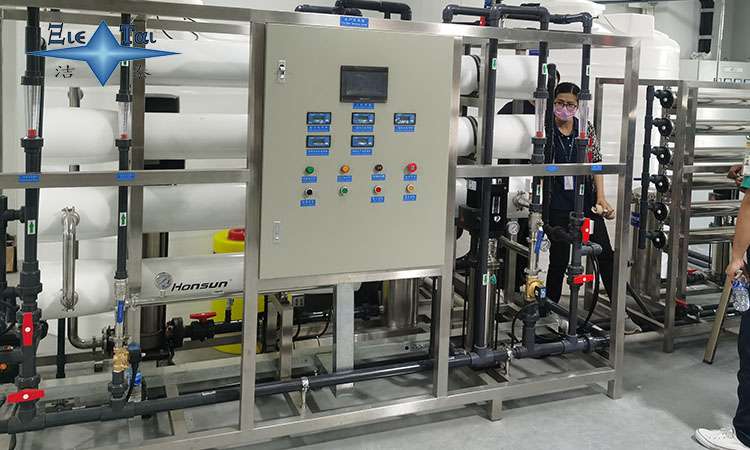 深入了解超聲波清洗機清洗槽：結構、材質與性能影響因素